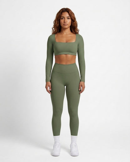Set Deportivo Mujer · modelo:05-modelo-verde-salvia